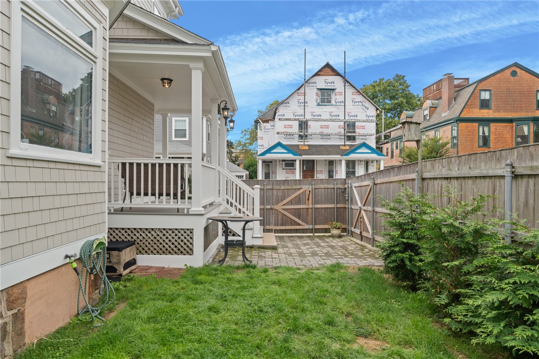 28 Rhode Island Avenue Newport, RI 02840 - Photo 40 of 47