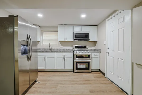 $560,000 | 5955 South Whipple Street, Chicago, IL 60629