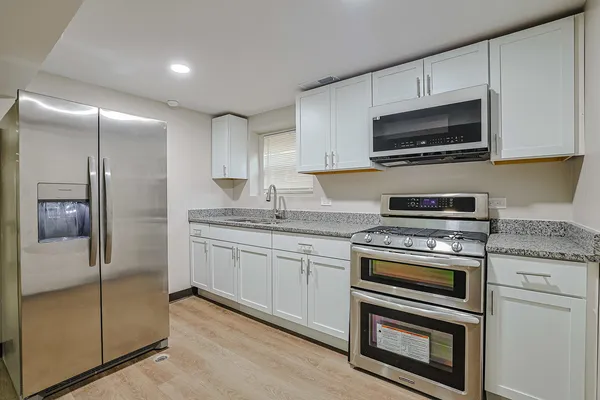 $560,000 | 5955 South Whipple Street, Chicago, IL 60629
