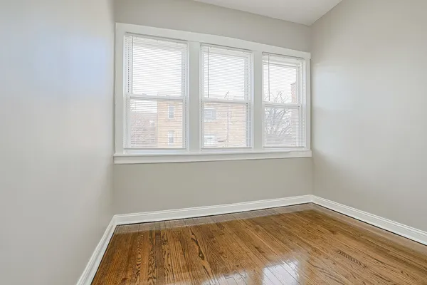 $560,000 | 5955 South Whipple Street, Chicago, IL 60629
