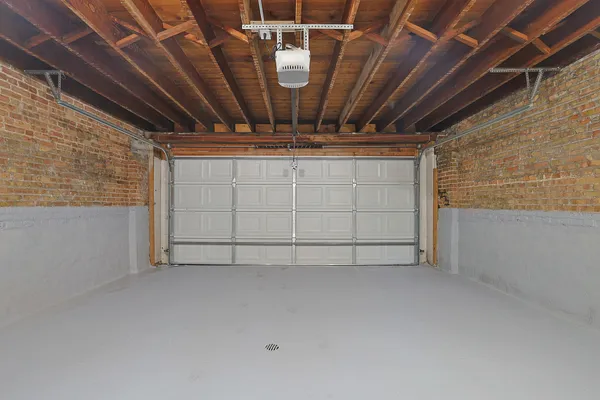 $560,000 | 5955 South Whipple Street, Chicago, IL 60629