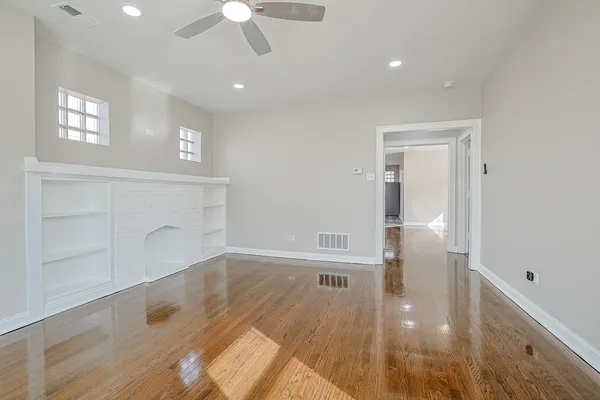 $560,000 | 5955 South Whipple Street, Chicago, IL 60629