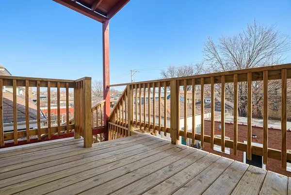 $560,000 | 5955 South Whipple Street, Chicago, IL 60629