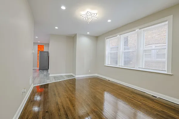 $560,000 | 5955 South Whipple Street, Chicago, IL 60629