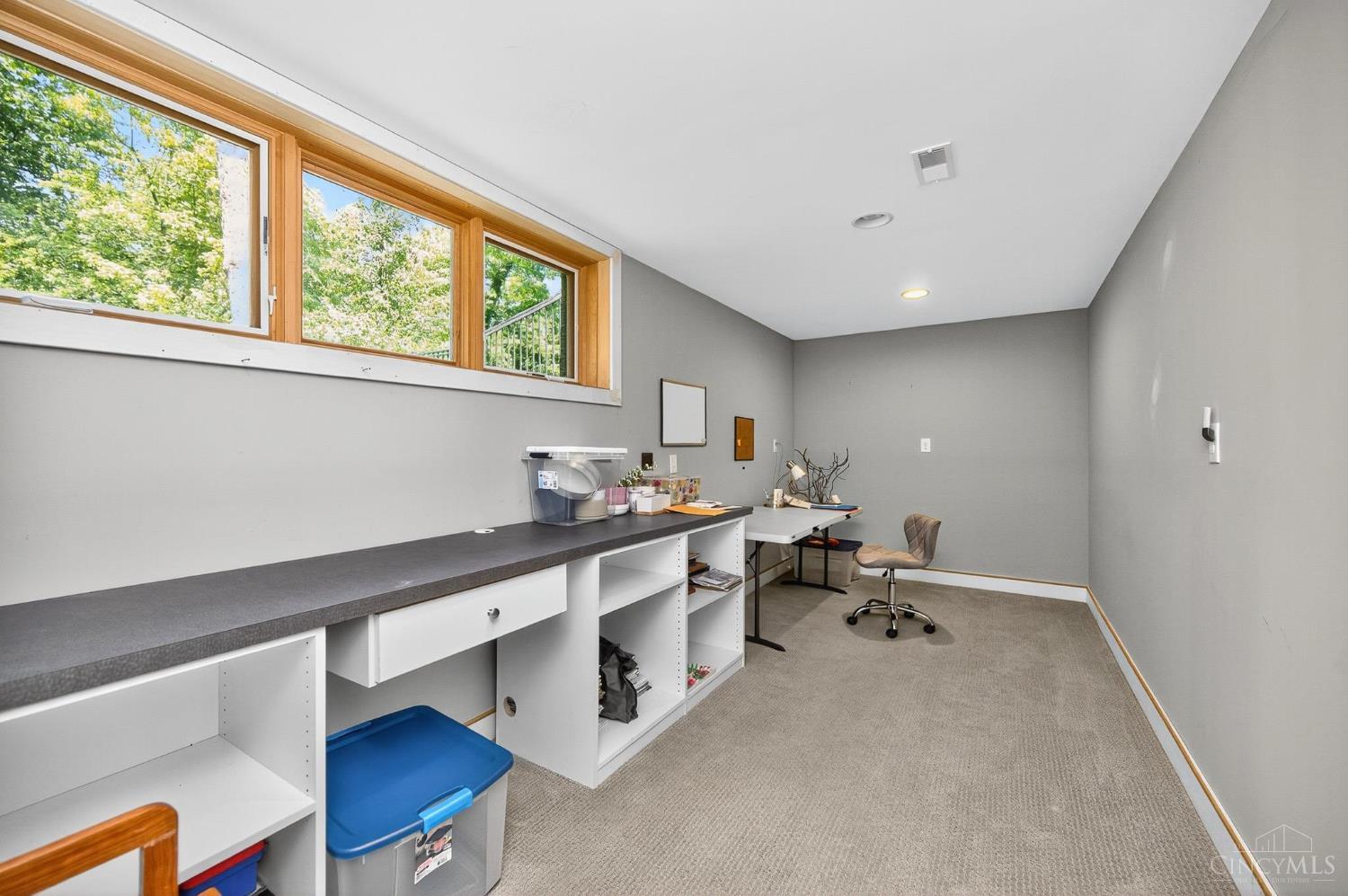 8714 Weller Road Montgomery, OH 45249 - Photo 39 of 47 Gallery Image 39