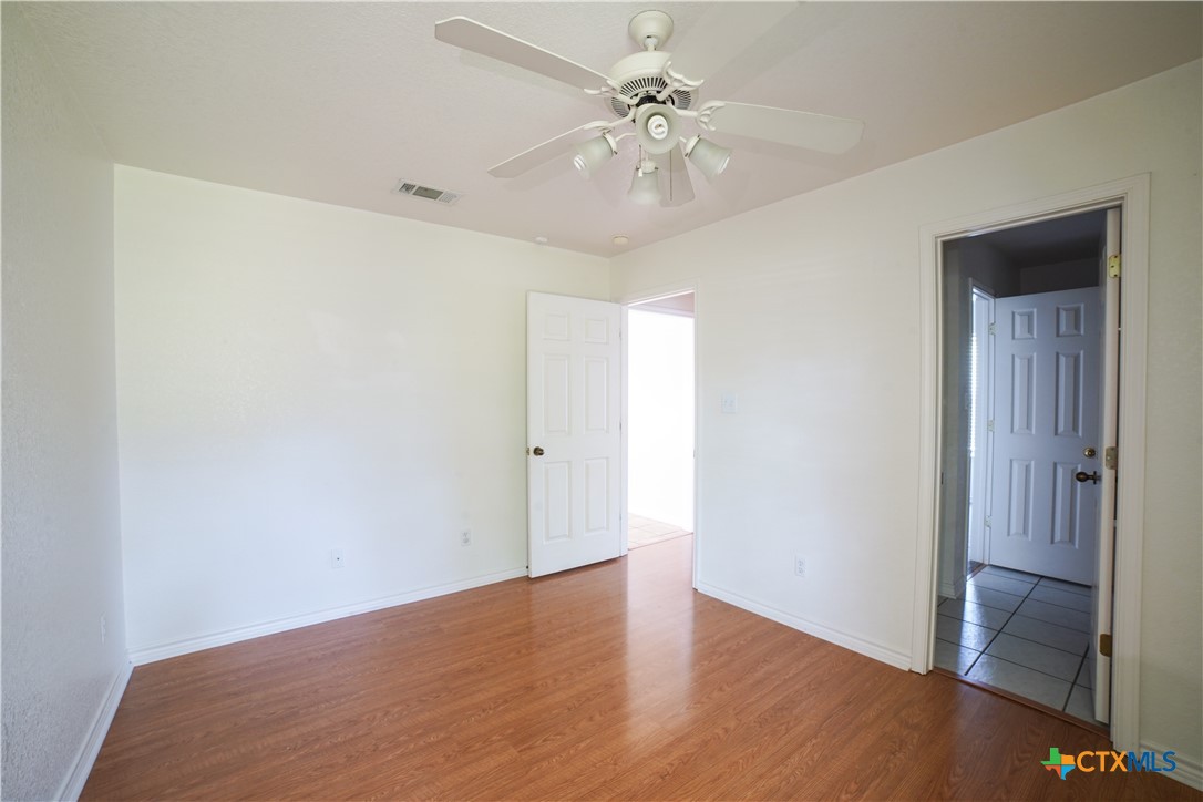 12818 Stonegate Trail Belton, TX 76513 - Photo 28 of 35