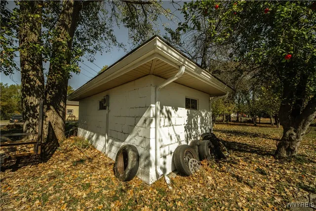 $899,000 | 1 Wendel Street, Lancaster, NY 14043