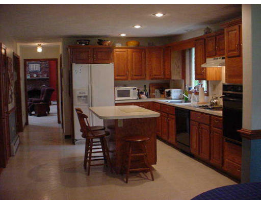14 Natalie Road Chelmsford, MA 01824 - Photo 2 of 11 Gallery Image 2