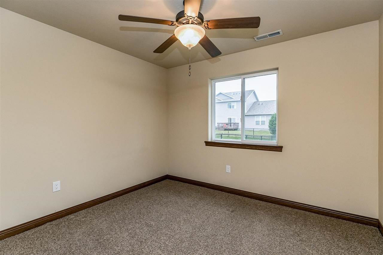177 North Park Ridge Road North Liberty, IA 52317 - Photo 28 of 39 Gallery Image 28