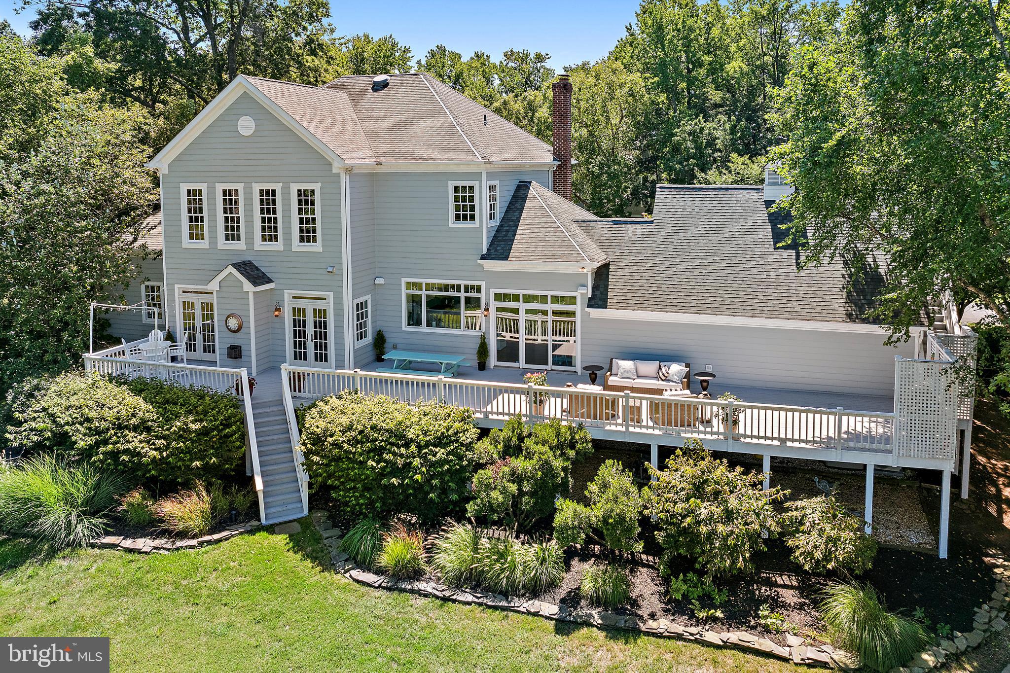 1307 Beachview Road Annapolis, MD 21403 - Photo 101 of 111 front view of a house with a yard