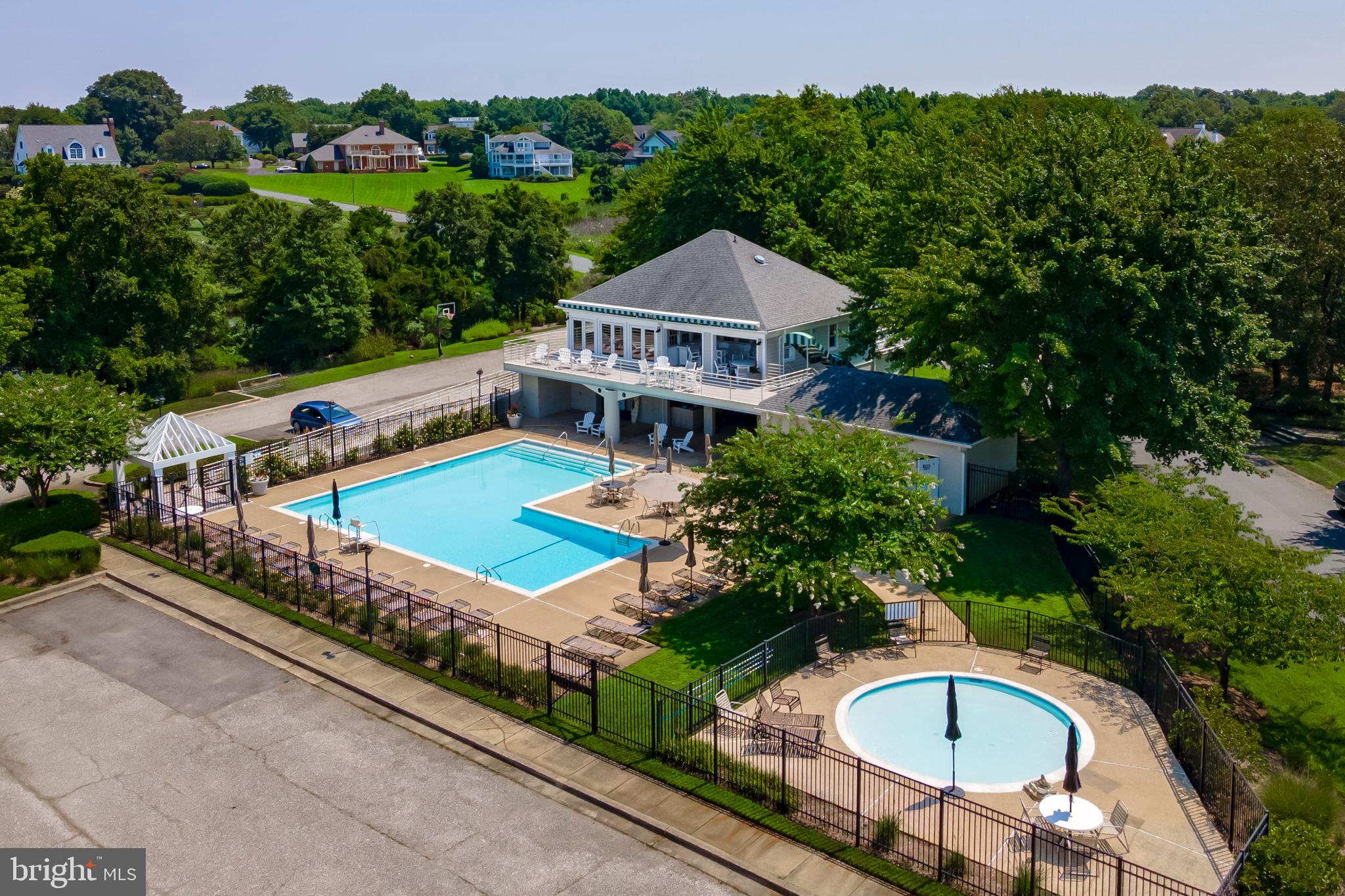 1307 Beachview Road Annapolis, MD 21403 - Photo 106 of 111 an aerial view of a house with swimming pool garden and patio