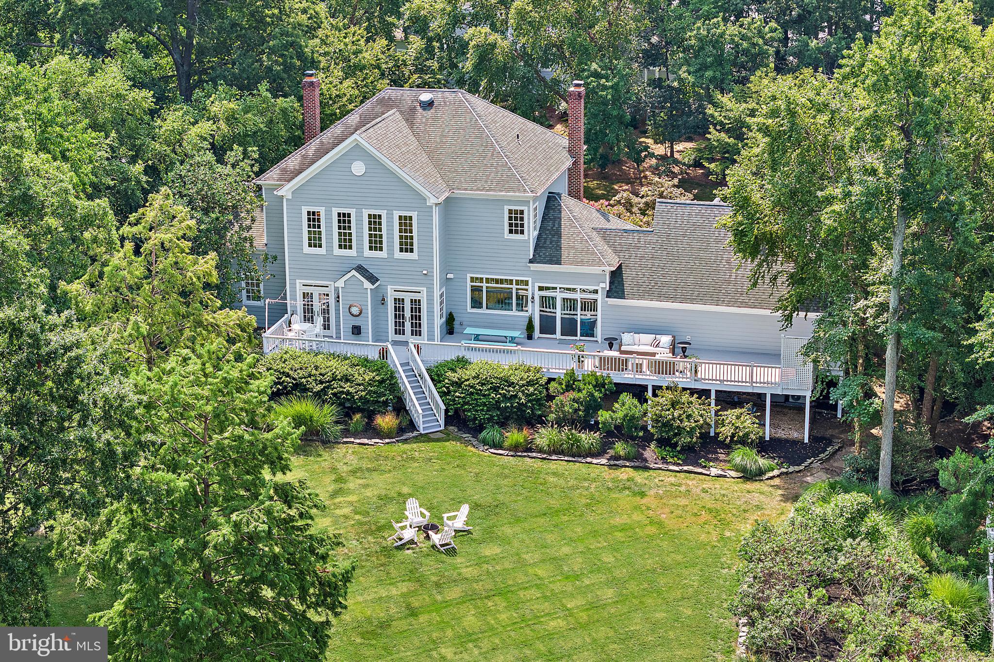 1307 Beachview Road Annapolis, MD 21403 - Photo 6 of 111 an aerial view of a house
