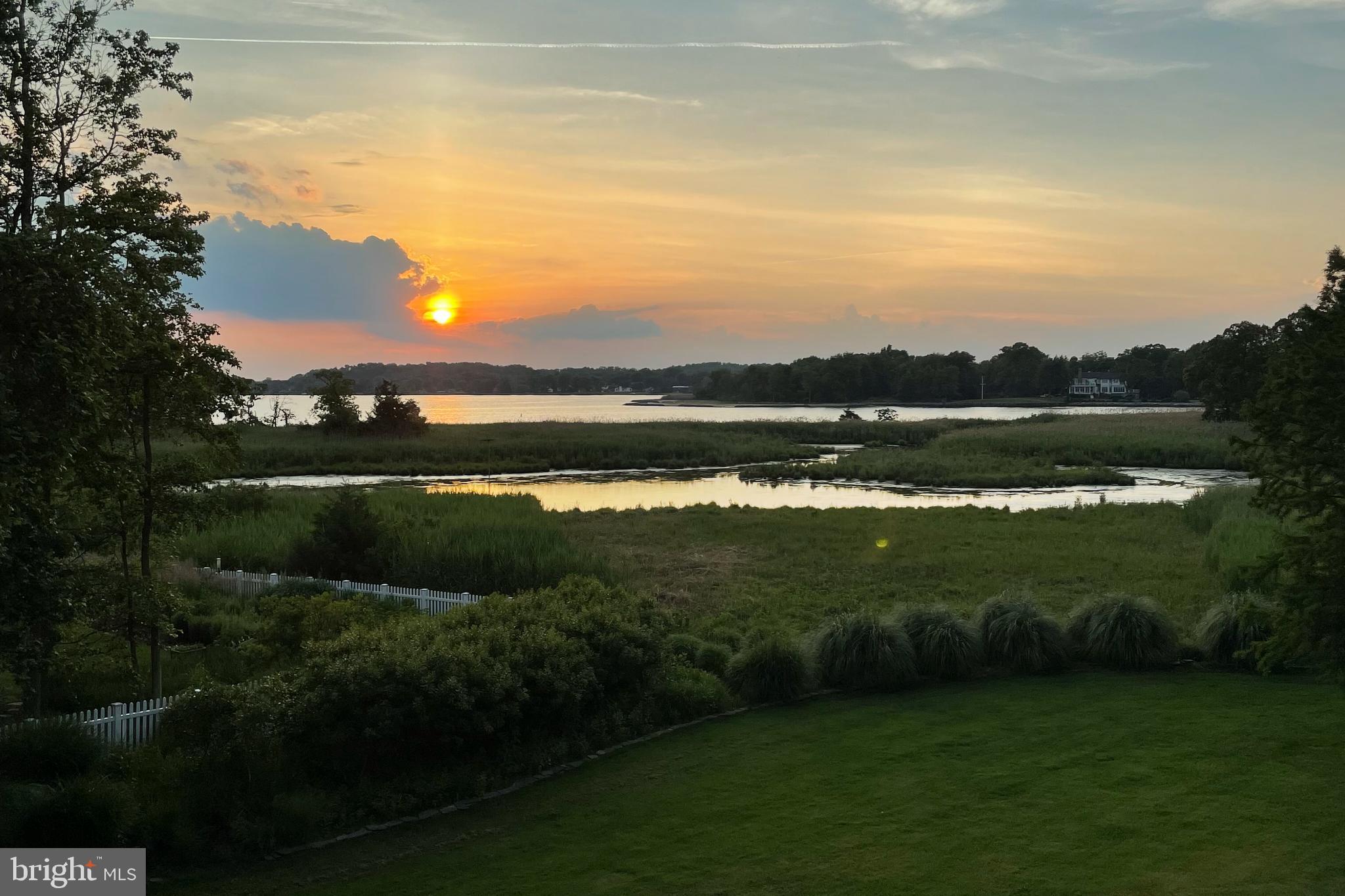 1307 Beachview Road Annapolis, MD 21403 - Photo 8 of 111