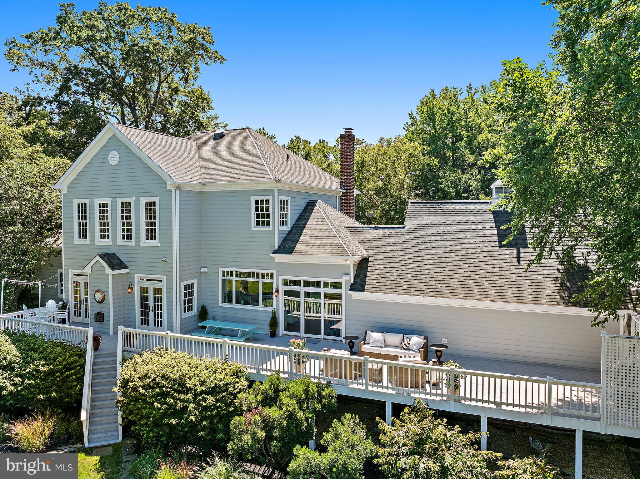 1307 Beachview Road Annapolis, MD 21403 - Photo 84 of 111 front view of a house with a garden