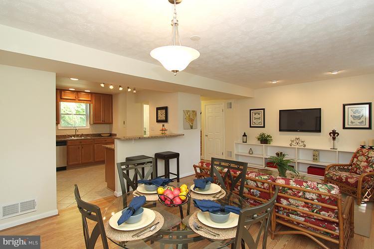 4112 Highview Drive Silver Spring, MD 20906 - Photo 15 of 30 Loads of space