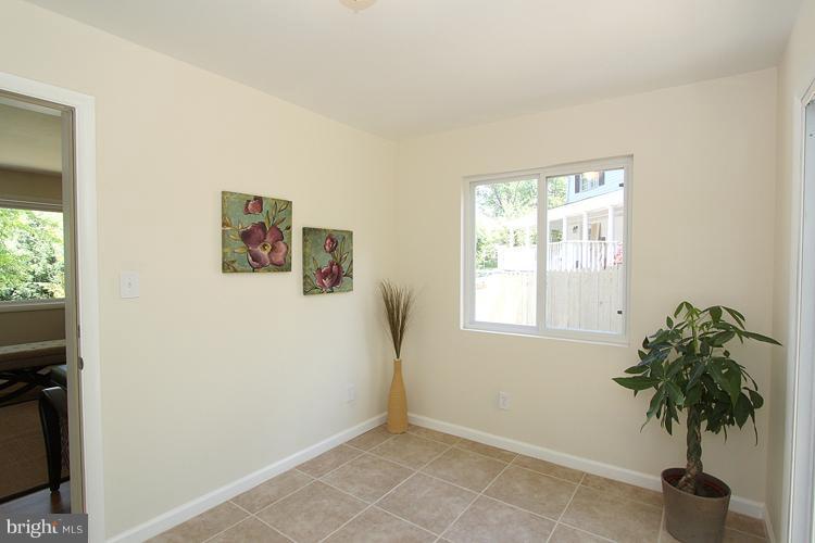 4112 Highview Drive Silver Spring, MD 20906 - Photo 8 of 30 Sunroom off Living Room