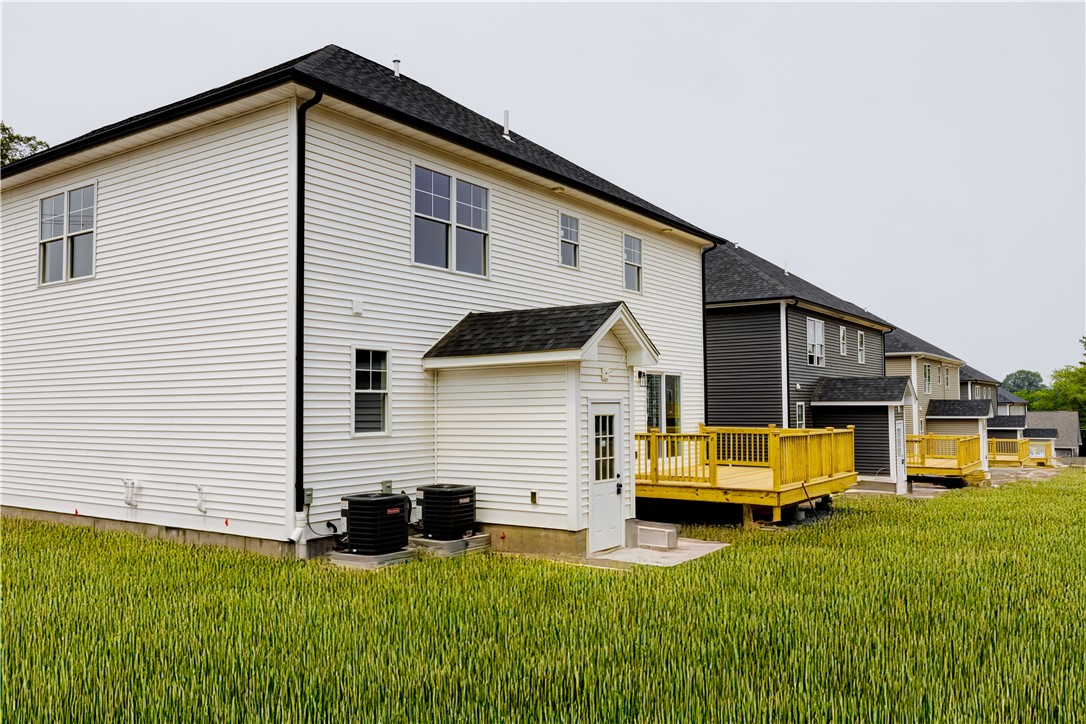 226 St Louis Avenue Woonsocket, RI 02895 - Photo 2 of 37