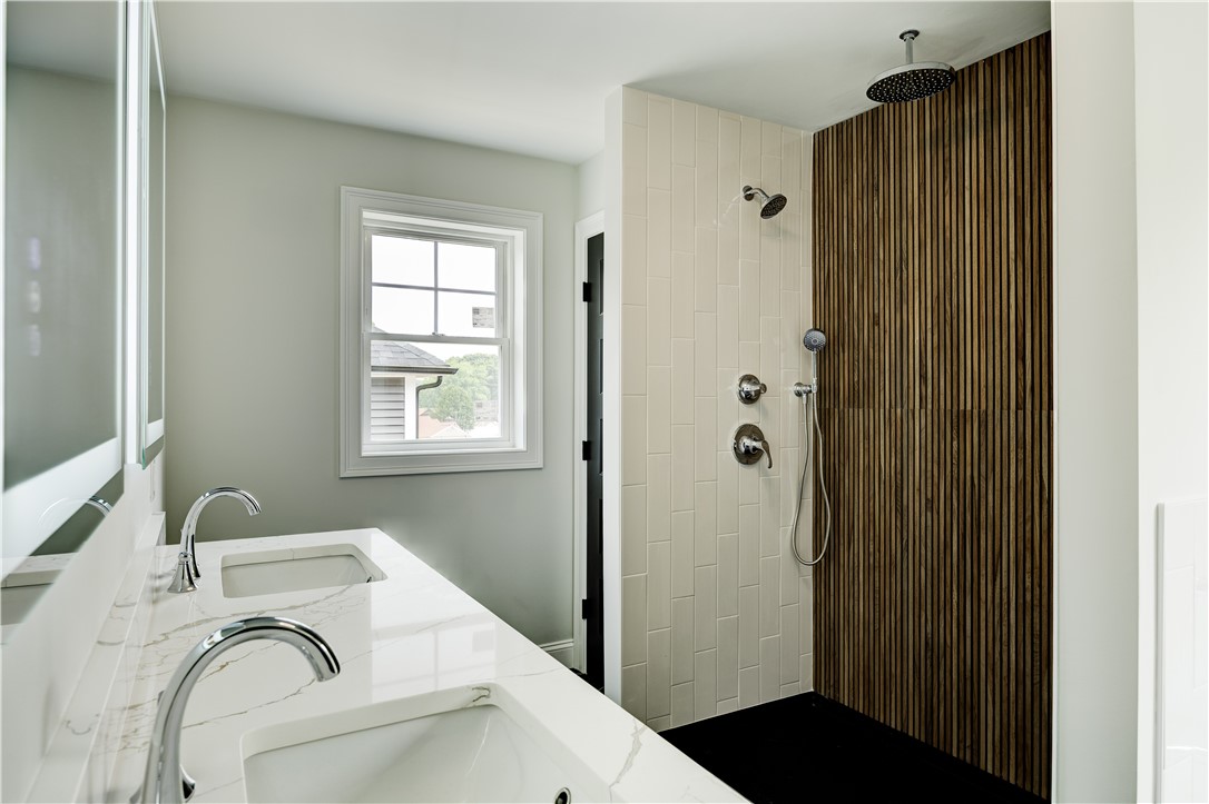 226 St Louis Avenue Woonsocket, RI 02895 - Photo 21 of 37