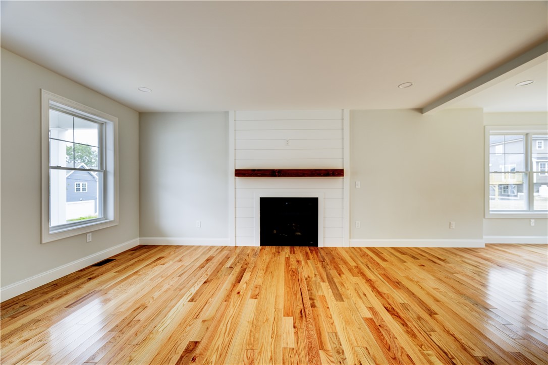 226 St Louis Avenue Woonsocket, RI 02895 - Photo 4 of 37