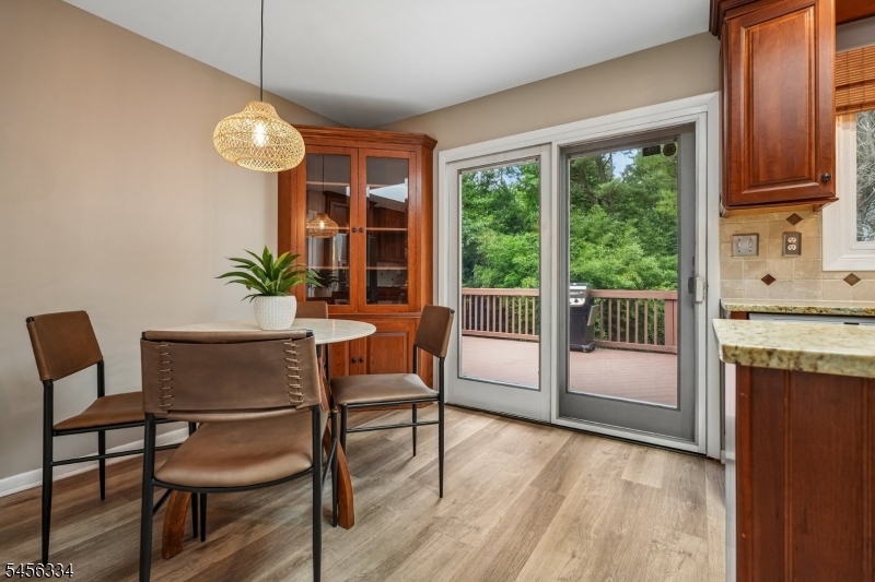 14 Burlington Road Berkeley Heights, NJ 07974 - Photo 7 of 29 Gallery Image 7