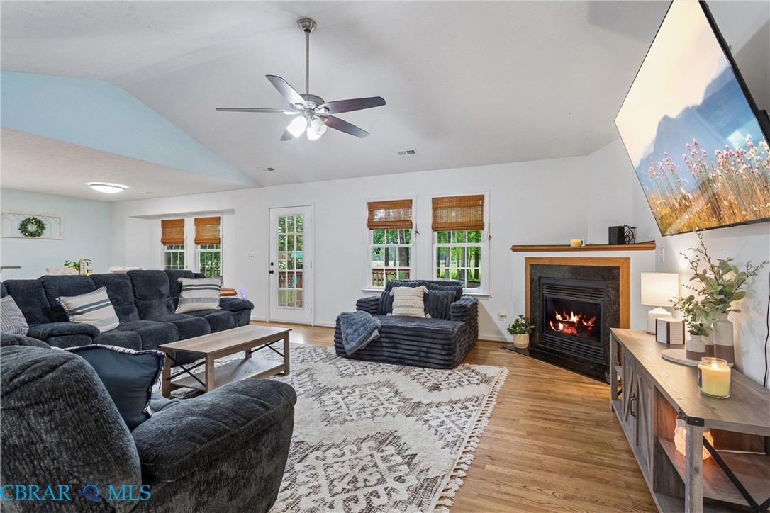 505 Plantation Road North, VA 23128 - Photo 3 of 44