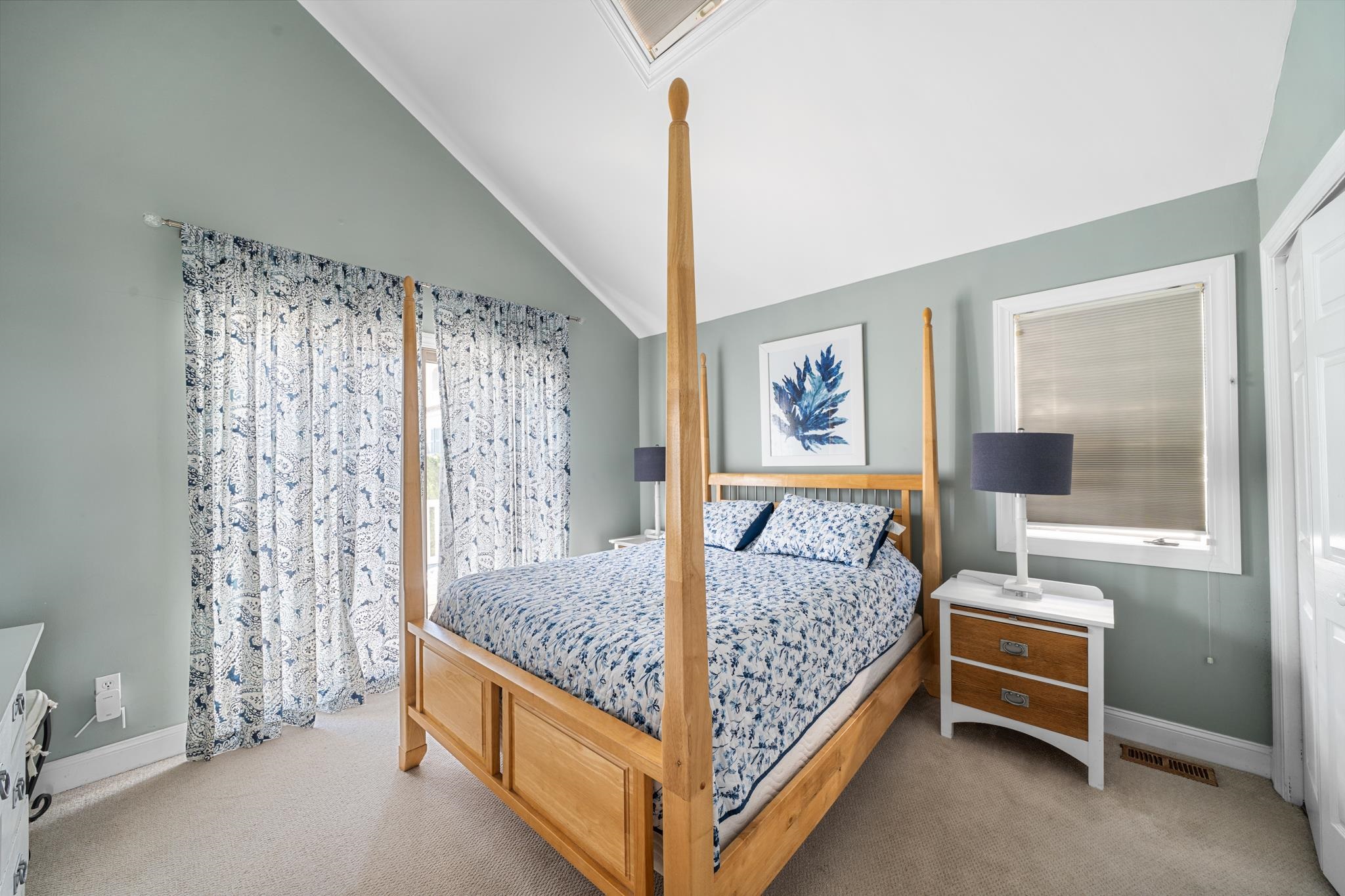 58 East 15th Street Avalon, NJ 08202 - Photo 15 of 24 a bed room with a bed and a window