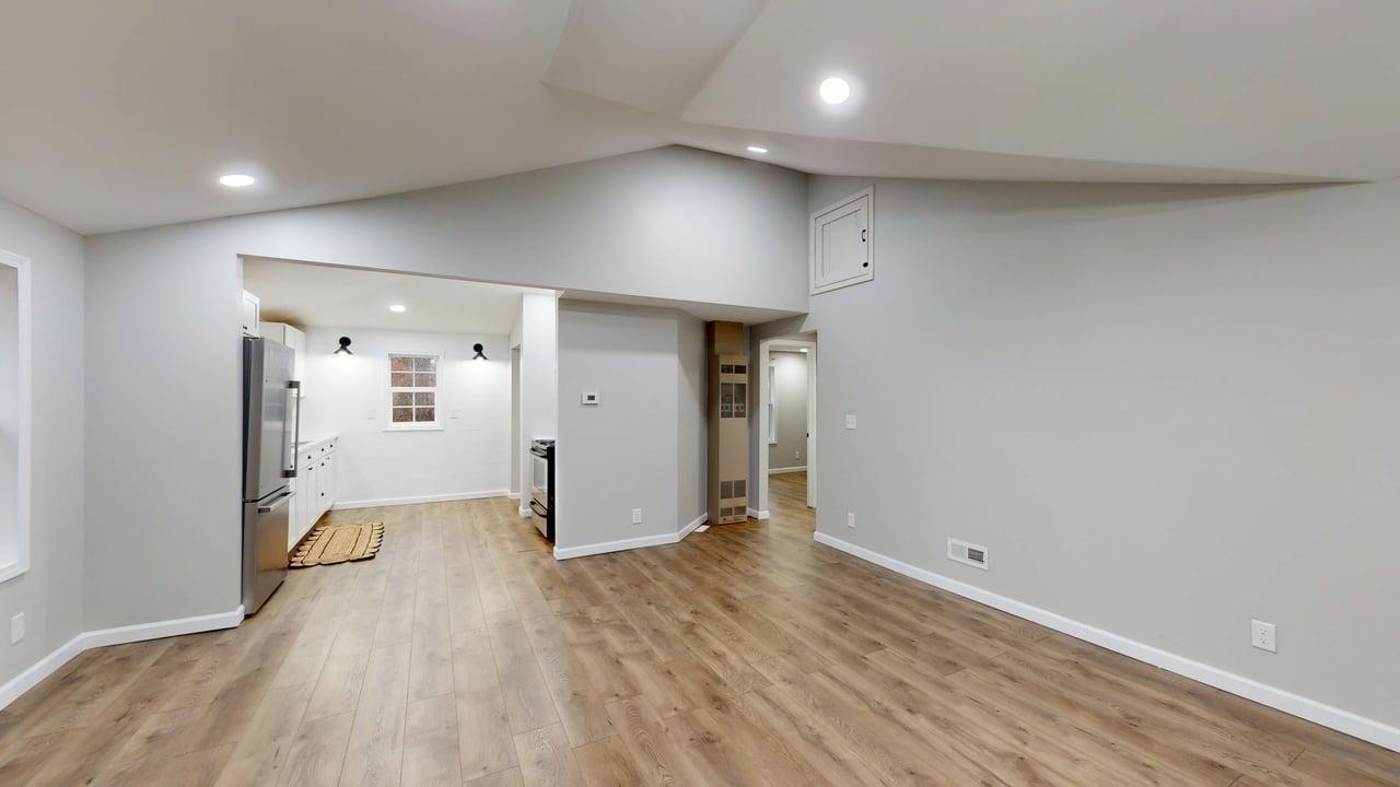 2975 East Ashby Road Midland, MI 48640 - Photo 9 of 27 1932671-1f47db10-07bc-4930-936f-8168693a7958.JPG
