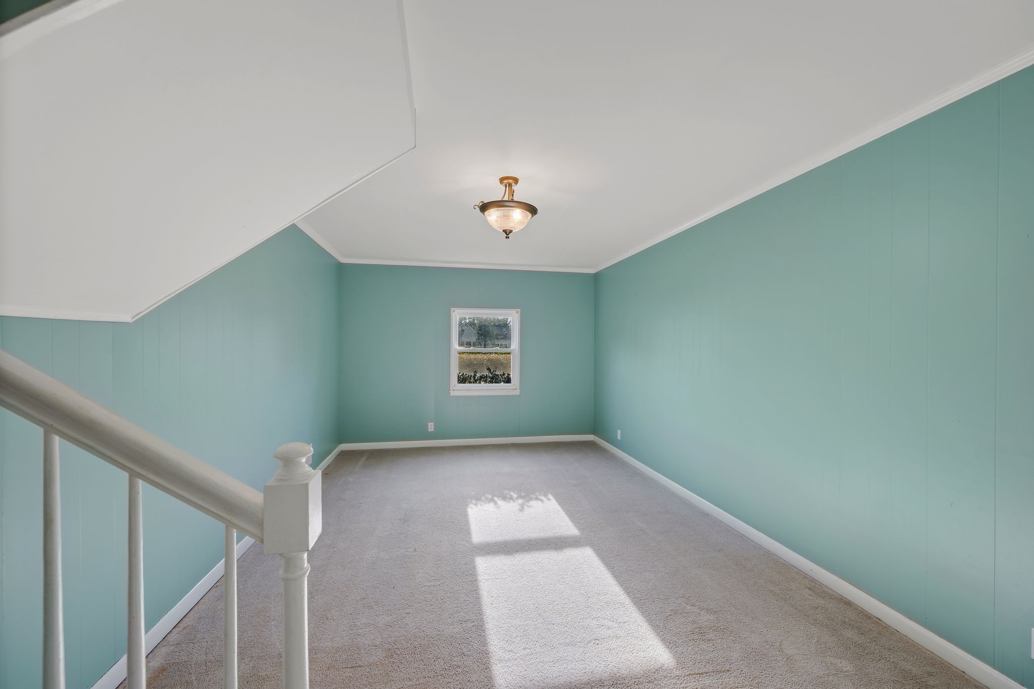 135 Grenadier Drive Franklin, TN 37064 - Photo 12 of 27 a view of a big room with closet and windows