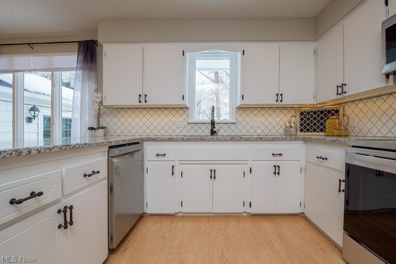 1023 Millridge Road Cleveland, OH 44143 - Photo 8 of 33
