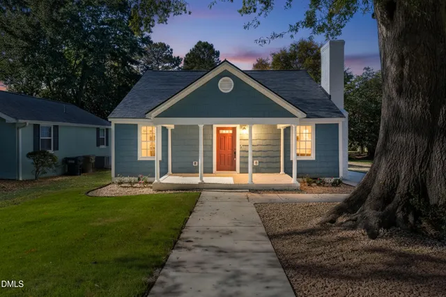 $599,999 | 203 West W Blanche Street Street, Clayton, NC 27520