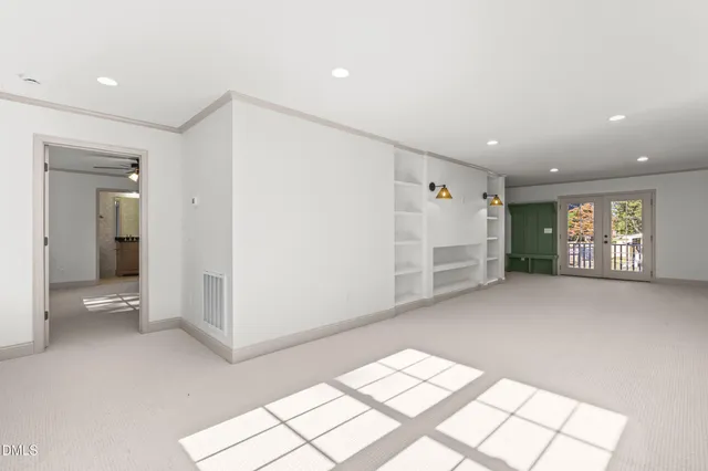 $599,999 | 203 West W Blanche Street Street, Clayton, NC 27520