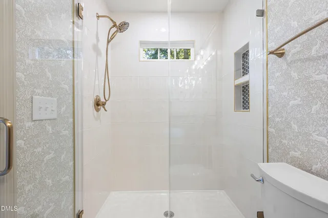 $599,999 | 203 West W Blanche Street Street, Clayton, NC 27520