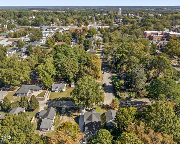 $599,999 | 203 West W Blanche Street Street, Clayton, NC 27520