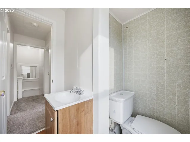 $200,000 | 606 Southwest 2nd Street, Pendleton, OR 97801