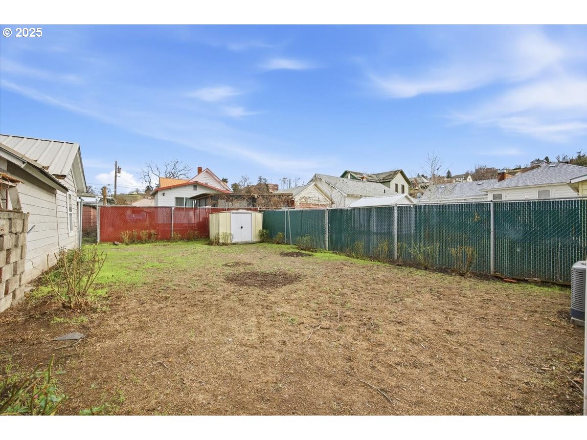 606 Southwest 2nd Street Pendleton, OR 97801 - Photo 18 of 21