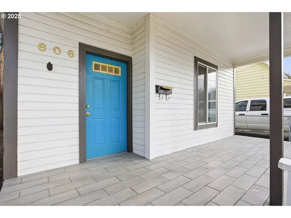 $191,000 | 606 Southwest 2nd Street, Pendleton, OR 97801