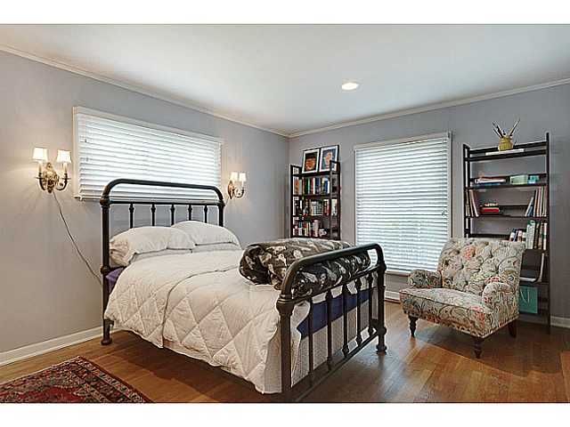 1325 Kingsgate Road Columbus, OH 43221 - Photo 16 of 21