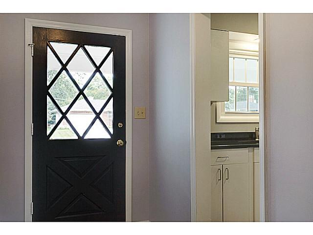 1325 Kingsgate Road Columbus, OH 43221 - Photo 3 of 21