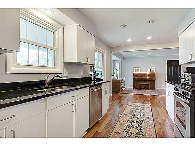 1325 Kingsgate Road Columbus, OH 43221 - Photo 6 of 21