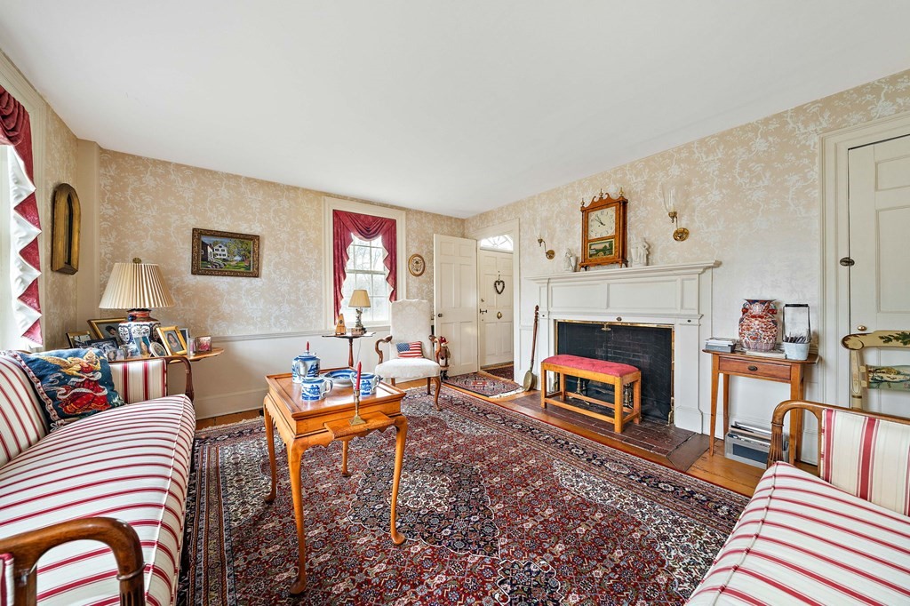 662 Main Street Hanover, MA 02339 - Photo 11 of 42 Gallery Image 11