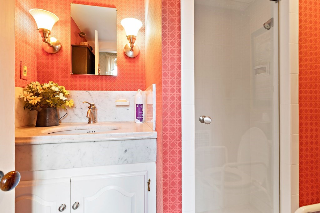 662 Main Street Hanover, MA 02339 - Photo 24 of 42 Gallery Image 24