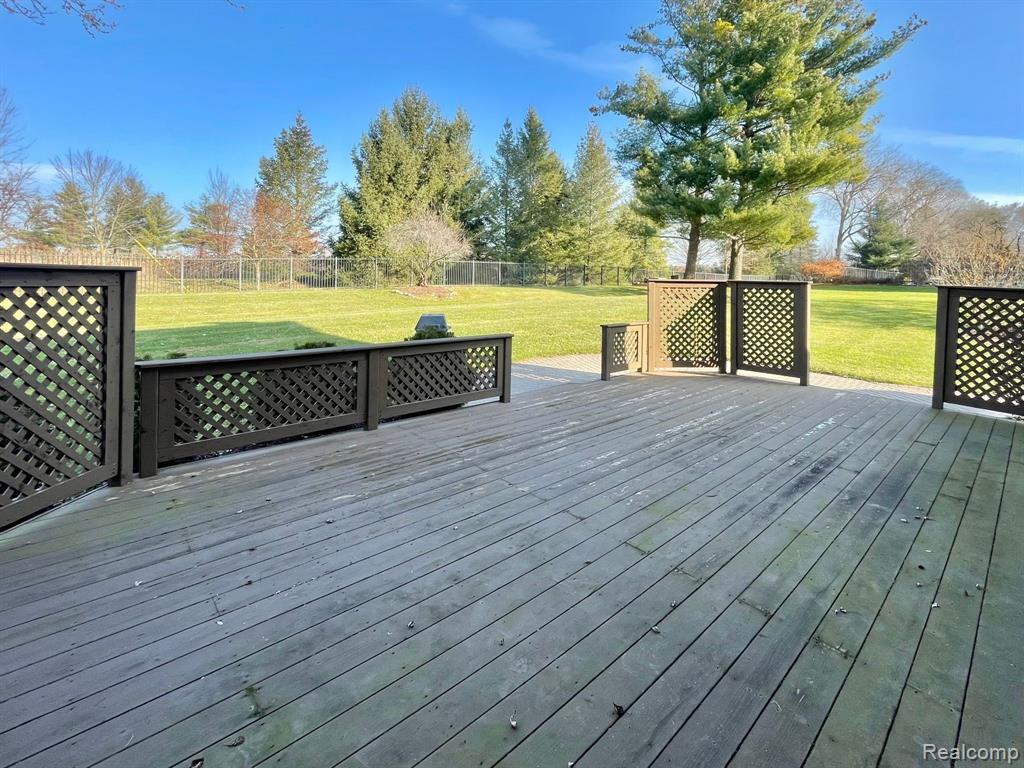 5009 Aintree Road Rochester, MI 48306 - Photo 33 of 41