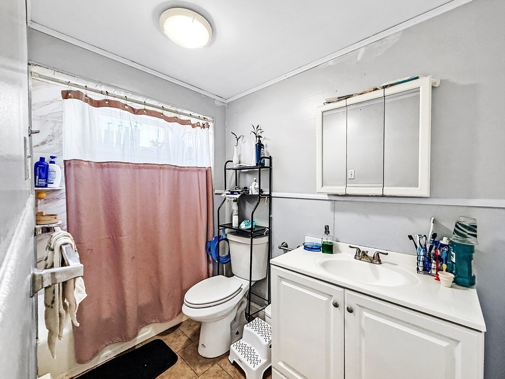 199 Franklin Street Fall River, MA 02720 - Photo 20 of 42