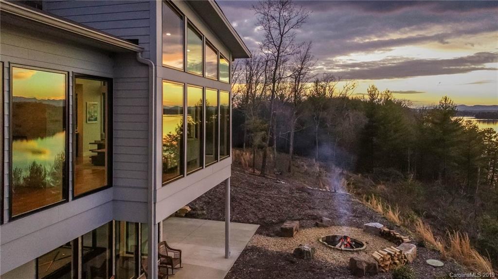 2064 Laurel Ridge Court Morganton, NC 28655 - Photo 2 of 30