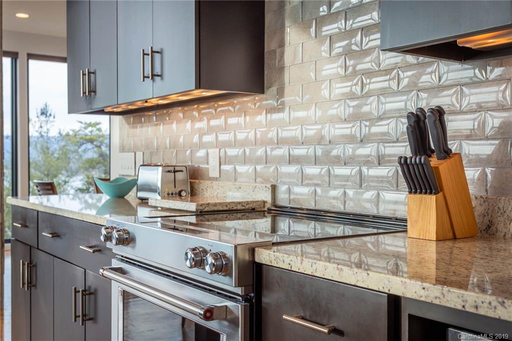 2064 Laurel Ridge Court Morganton, NC 28655 - Photo 11 of 30