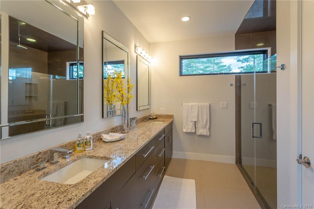 2064 Laurel Ridge Court Morganton, NC 28655 - Photo 17 of 30