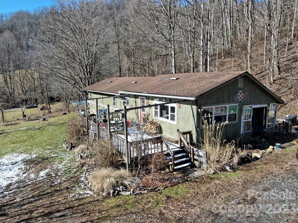 99 Rabbit Run Marshall, NC 28753 - Photo 4 of 36 Gallery Image 4