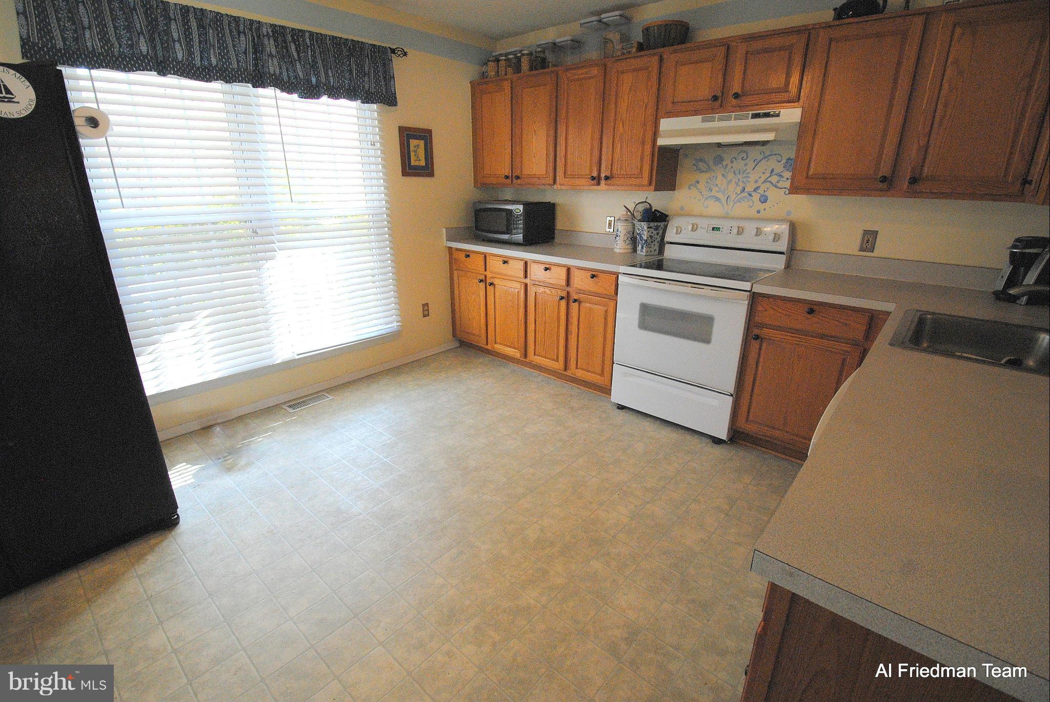 3452 Brookhaven Road Pasadena, MD 21122 - Photo 3 of 26 Kitchen