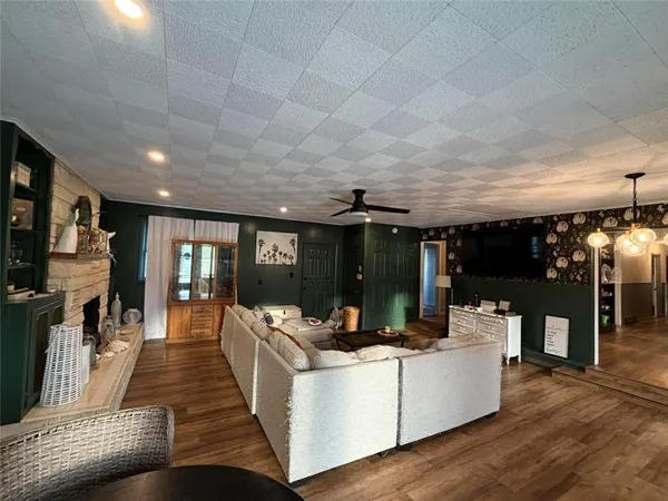 $344,900 | 411 South Hillcrest Drive, Maysville, MO 64469