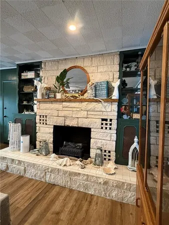 $344,900 | 411 South Hillcrest Drive, Maysville, MO 64469